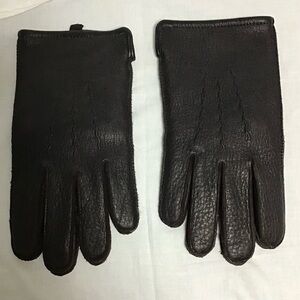 Elegant Black Leather Gloves